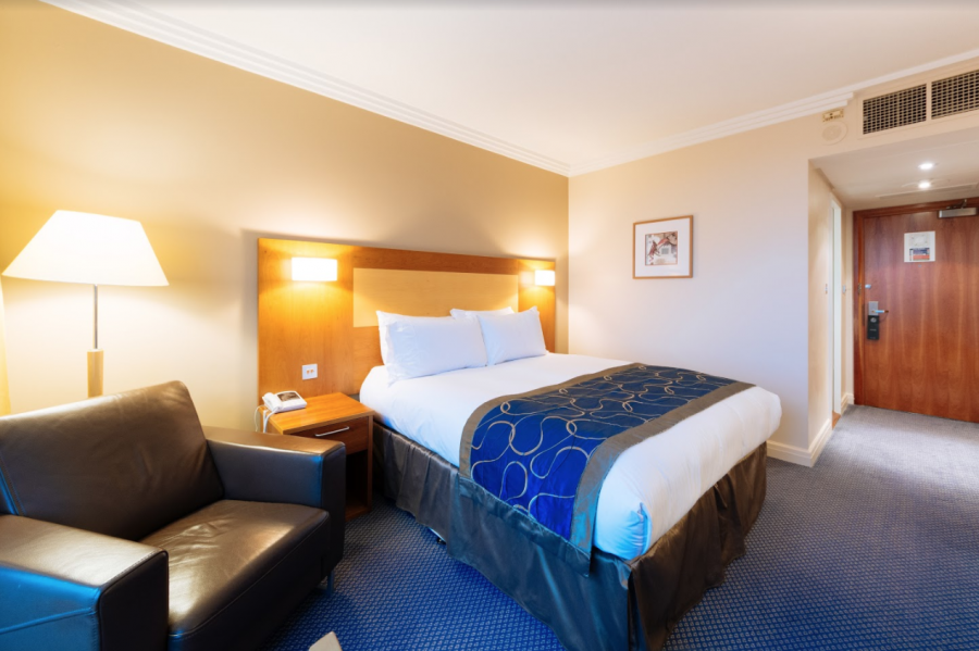 Park And Fly Hotels Near Gatwick Airport www.gatwickreservations.com
